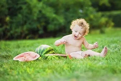 给宝宝吃瓜视频,瓜果视频甜蜜分享